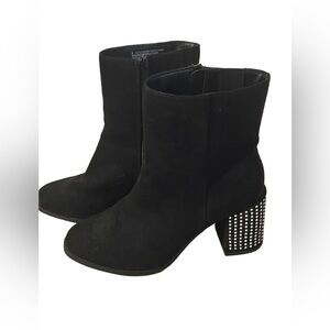 Elegant Black Ankle Boots with Studded Heels